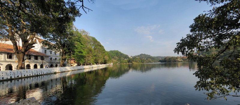 B (66) Kandy Lake.jpg